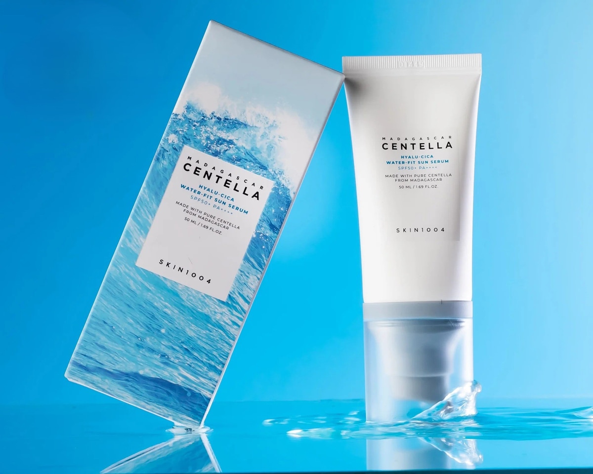 SKIN1004 Madagascar Centella Hyalu-Cica Water-Fit Sun Serum (SPF50+ PA++++) - Imagen 5